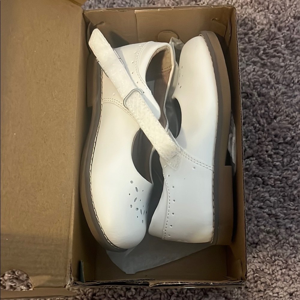 Stride Rite White Leather Shoes
